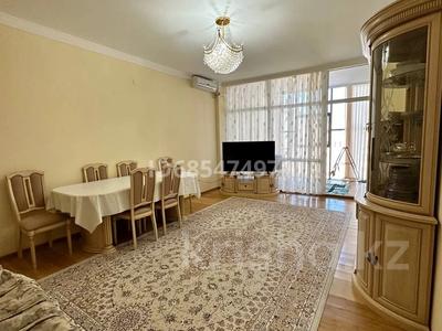 2-бөлмелі пәтер · 86 м² · 3/9 қабат, проспект Каныш Сатпаев 60, бағасы: 330 000 ₸ в Атырау