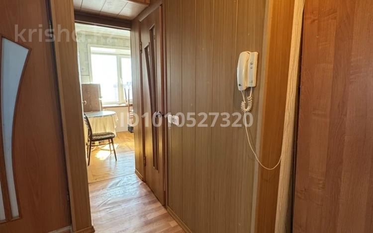2-бөлмелі пәтер · 42.9 м² · 8/9 қабат, 29-шағынаудан 10/2 — Муканова - Университетская, бағасы: 17 млн ₸ в Караганде, Казыбек би р-н — фото 3