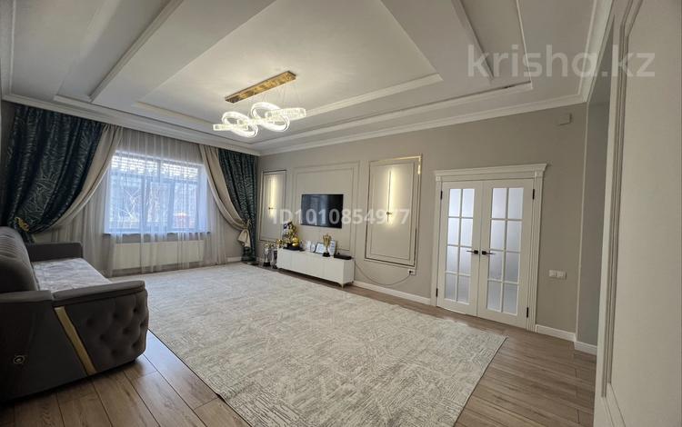 Отдельный дом · 5 комнат · 210 м² · 6 сот., Желтексан 32/2 — Суйнбай 50а за 88 млн 〒 в  — фото 2