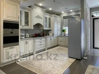 5-комнатная квартира · 225 м² · 1/3 этаж, Данеш Ракышева 14 за 132 млн 〒 в 