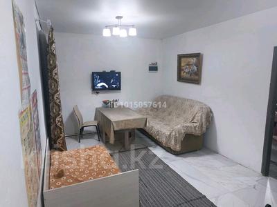 Отдельный дом · 3 комнаты · 80 м² · 5 сот., мкр Юго-Восток, Стекольная за 20 млн ₸ в Караганде, Казыбек би р-н