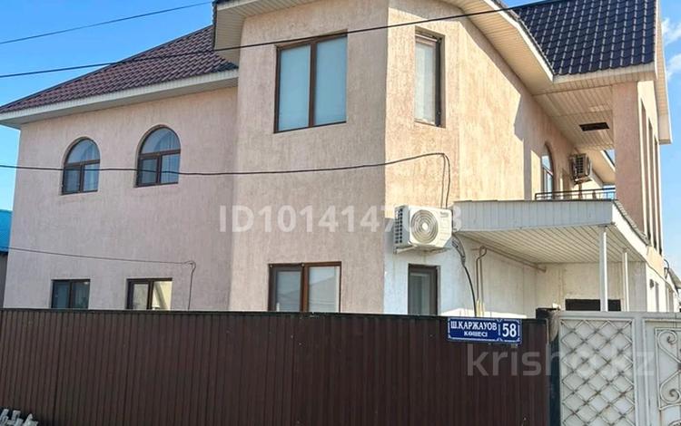 Жеке үй · 8 бөлме · 300 м² · 10 жүзд., Каржауова — Сыпыра жырау, бағасы: 49.8 млн ₸ в Атырау, мкр Мирас — фото 2