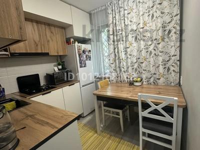 2-бөлмелі пәтер · 43 м² · 1/3 қабат, ул. Рихарда Зорге 7, бағасы: 30 млн ₸ в Алматы, Турксибский р-н