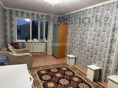 3-бөлмелі пәтер · 66 м² · 5/5 қабат, Майкудук, 14й микрорайон 47, бағасы: 13 млн 〒 в Караганде, Алихана Бокейханова р-н