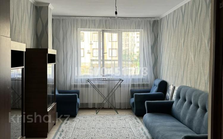 3-комнатная квартира, 75 м², 1/5 этаж помесячно, мкр Туран 21Б