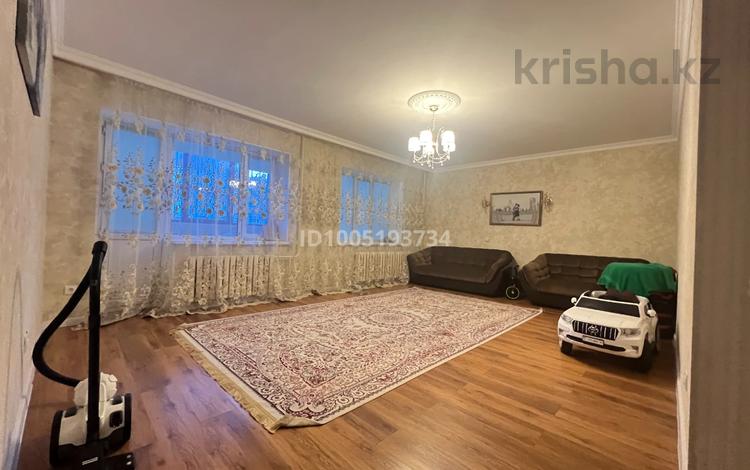 3-бөлмелі пәтер · 120 м² · 2/15 қабат, Иманбаева 7б, бағасы: 49.7 млн ₸ в Астане, р-н Байконур — фото 99