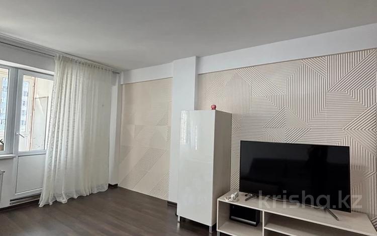 3-бөлмелі пәтер · 90 м² · 8/21 қабат, Толе би, бағасы: 55 млн ₸ в Алматы, Алмалинский р-н — фото 15