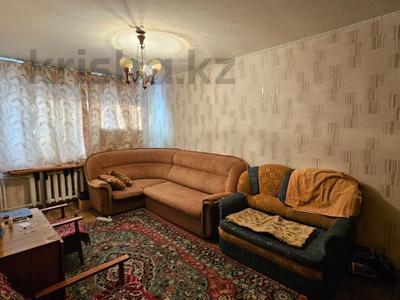 2-комнатная квартира, 47 м², 1/5 этаж, Битибаевой 18 за 13.5 млн 〒 в Усть-Каменогорске