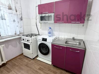 3-комнатная квартира · 65 м² · 1/4 этаж, мкр №3 46 за 300 000 ₸ в Алматы, Ауэзовский р-н