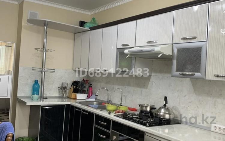 3-бөлмелі пәтер · 119 м² · 4/9 қабат, Кулманова, бағасы: 450 000 ₸ в Атырау — фото 2
