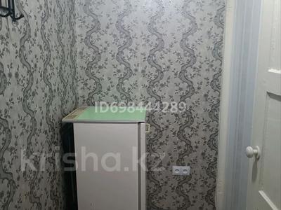 1-комнатная квартира · 32 м² · 3/3 этаж, Абая — Квартира находится в районе магазина Зере за 10 000 ₸ в Балхаше