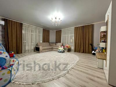 3-бөлмелі пәтер, 102.7 м², 4/7 қабат, Нурсултана Назарбаева 223, бағасы: 42.9 млн 〒 в Костанае