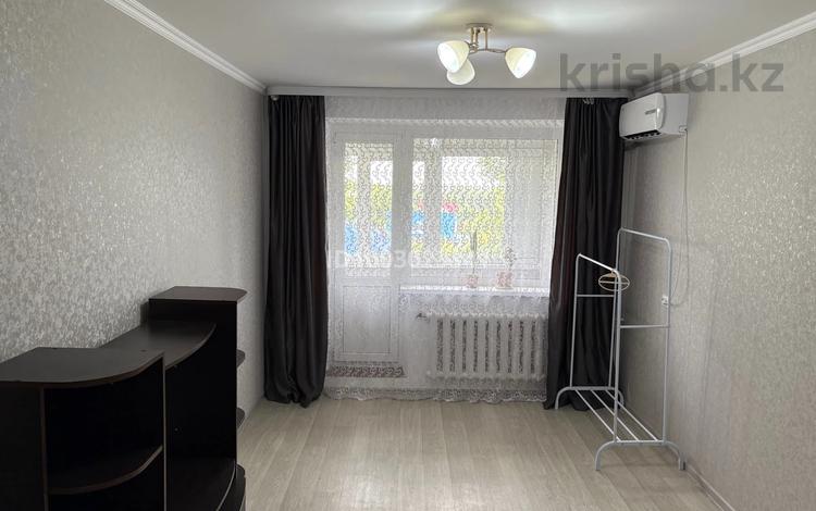 2-бөлмелі пәтер · 47.9 м² · 5/5 қабат, Хусаинова 157/1 — Универмаг, бағасы: 15 млн ₸ в Уральске — фото 2