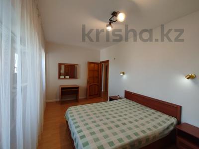 3-комнатная квартира · 68 м² · 4/9 этаж, мкр Самал-1 2 — Напротив Дворца Школьников за 430 000 ₸ в Алматы, Медеуский р-н
