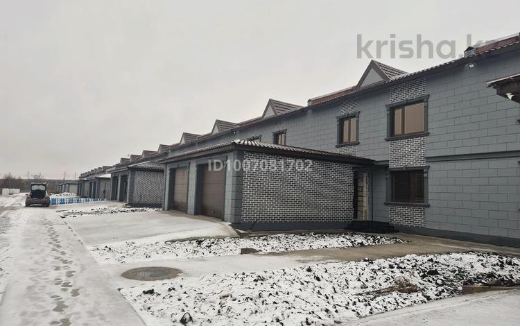 Үйдің бір бөлігі · 4 бөлме · 137 м² · 2.3 сот., Кокбайрак — Тепличное, бағасы: 30 млн ₸ в Петропавловске — фото 7