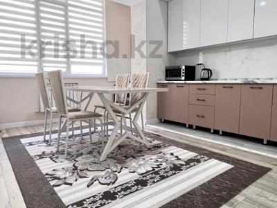 4-комнатная квартира, 130 м², 1/7 этаж, 19-й мкр 45/3 за 39.9 млн 〒 в Актау, 19-й мкр