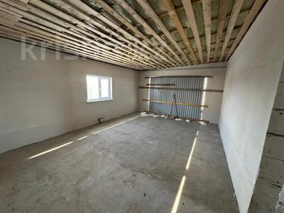 Отдельный дом · 4 комнаты · 112.2 м² · 10 сот., жилой массив Кызылжар, Жилой массив Кызылжар 3 978/16 за 19 млн ₸ в Актобе