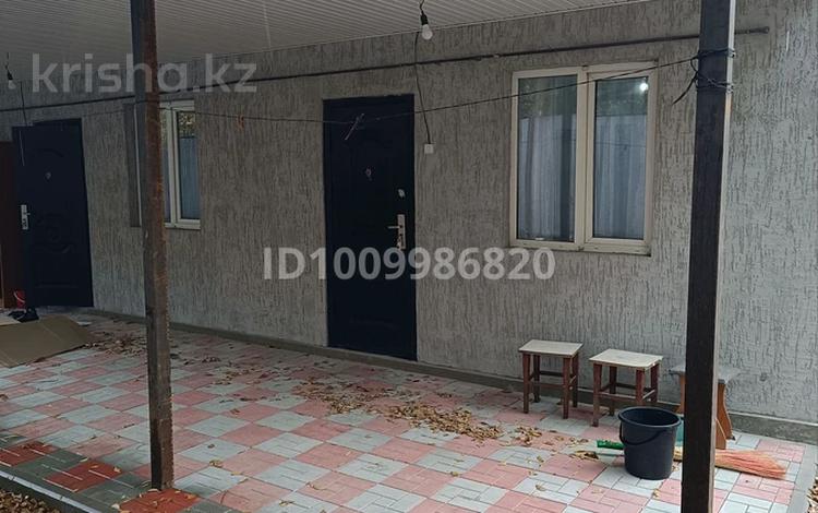 1-бөлмелі пәтер · 30 м² · 1/1 қабат, мкр Акбулак 53 — Шарипова Рыскулова, бағасы: 170 000 ₸ в Алматы, Алатауский р-н — фото 2