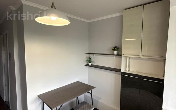 2-бөлмелі пәтер · 60 м² · 4/5 қабат, 18-шағынаудан — Рыскулова, бағасы: 200 000 ₸ в Шымкенте, Аль-Фарабийский р-н — фото 2