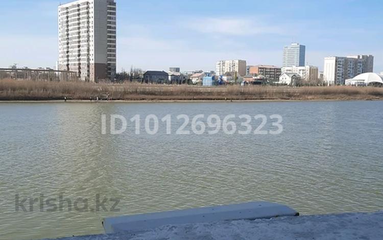 3-бөлмелі пәтер · 65 м² · 5/5 қабат, Азаттык Атамбаева — Азаттык Атамбаева, бағасы: 23 млн ₸ в Атырау — фото 2