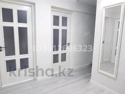 3-комнатная квартира · 65 м² · 5/5 этаж, Азаттык Атамбаева — Азаттык Атамбаева за 23 млн ₸ в Атырау