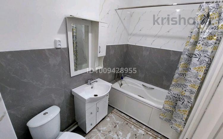 1-бөлмелі пәтер · 47 м² · 1/10 қабат, мкр Шугыла, Шұғыла ш/а. — Әдемі магазин, бағасы: 200 000 ₸ в Алматы, Наурызбайский р-н — фото 2
