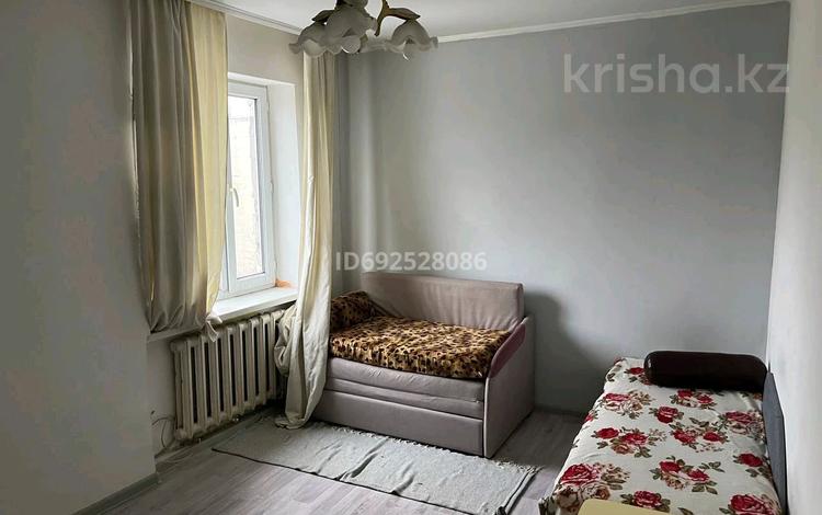 2-комнатная квартира, 42.2 м², 4/5 этаж, конституции 14/1 — между конституции и карасай батыра за 15 млн 〒 в Астане, Сарыарка р-н — фото 2