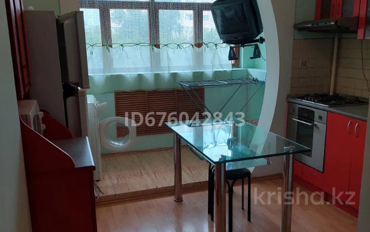 1-комнатная квартира · 40 м² · 2/9 этаж, мкр Алмагуль 27 — Ул.Жарокова уг. Дунаевского за 230 000 ₸ в Алматы, Бостандыкский р-н — фото 3