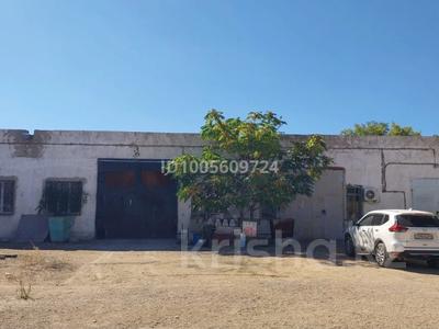 Промбаза · 24.6 соток, 21-й мкр, Промзона 1 14 — Район базы ОРСА. Рядом магазин "Центр Крепежа" за 140 млн 〒 в Актау