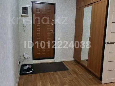 2-комнатная квартира · 56 м² · 4/5 этаж, мкр 8, ул. Братьев Жубановых 281/1 за 20 млн ₸ в Актобе