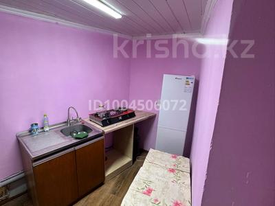 Отдельный дом · 1 комната · 25 м², Приозерная 20а — Аэропорт за 100 000 〒 в Алматы, Турксибский р-н