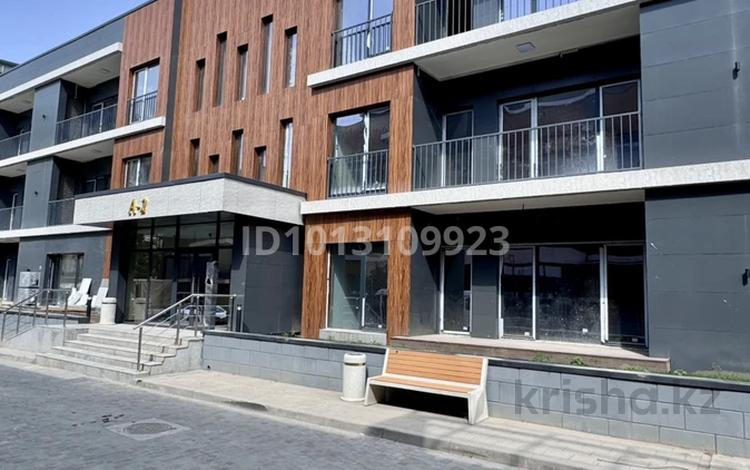3-комнатная квартира · 134.5 м² · 1/3 этаж, Кажымукана 68а за 180 млн ₸ в Алматы, Медеуский р-н — фото 4