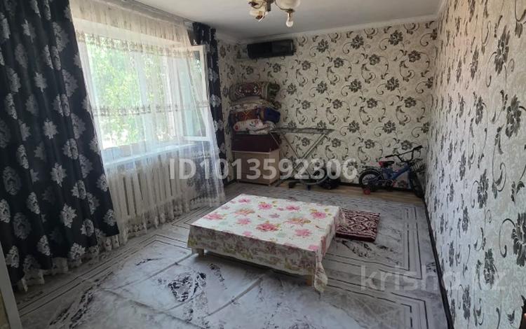 2-бөлмелі пәтер · 50 м² · 1 қабат, Аксукент 20/15 — Парк,садик,магазин,аптека, бағасы: 13 млн ₸ — фото 11