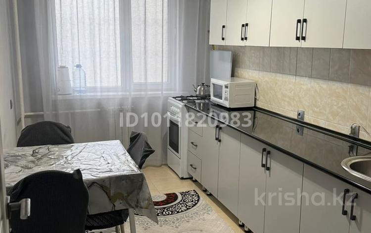 1-комнатная квартира · 40 м² · 1/6 этаж, 33-й мкр 30 за 12 млн ₸ в Актау — фото 2
