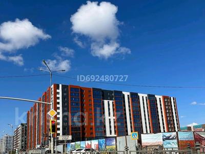 1-комнатная квартира, 38 м², 5/12 этаж, Нажмиденова за 13.3 млн 〒 в Астане, Алматы р-н