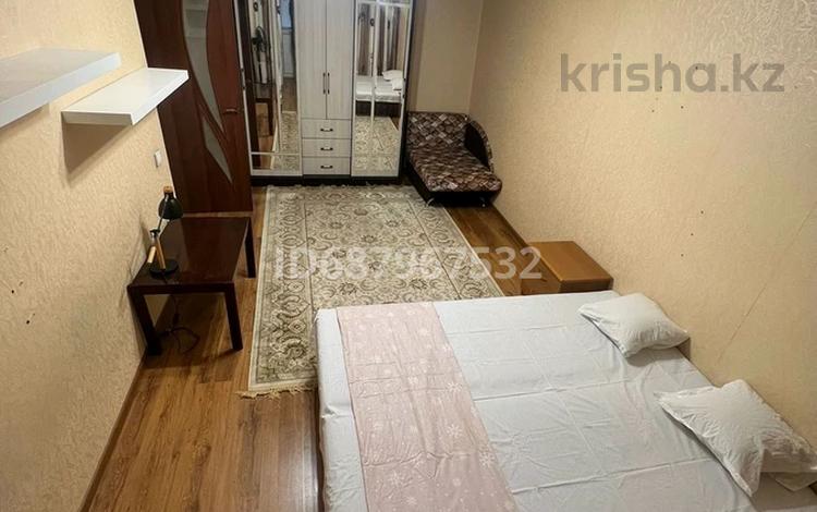 1-комнатная квартира · 30 м² · 4/4 этаж, Карасай батыра 111-113 — / ул. Досмухамедова, 75 за 12 000 〒 в Алматы, Алмалинский р-н — фото 2