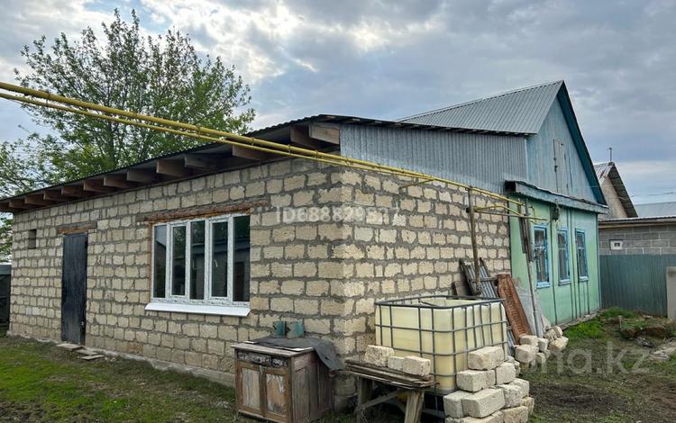 Отдельный дом · 3 комнаты · 90 м² · 12 сот., Ул.Утвинская 11 за 13 млн 〒 в Аксае — фото 2