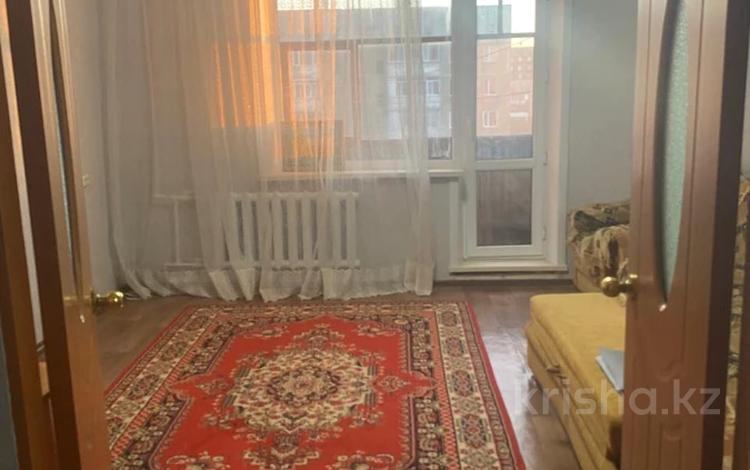 1-комнатная квартира · 41 м² · 6/10 этаж, Майкудук, мкр Голубые пруды за 13.5 млн ₸ в Караганде, Алихана Бокейханова р-н — фото 2