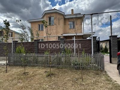 Жеке үй · 5 бөлме · 180 м² · 10 сот., Наурызбай батыр 37, бағасы: 60 млн ₸ в Астане