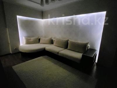 2-комнатная квартира · 55 м² · 3/4 этаж, Казыбек би 140 — Айтиева за 15 000 〒 в Таразе