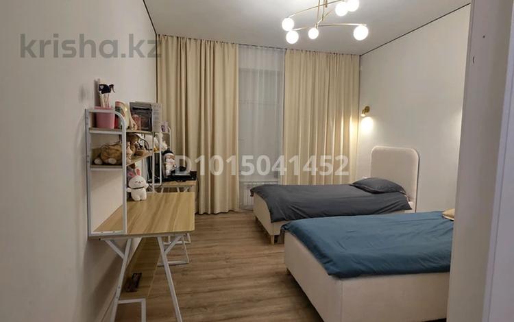 4-бөлмелі пәтер · 140 м² · 2/3 қабат, Юбилейный ш/а., МТФ, бағасы: 1.4 млн ₸ в Алматы, Медеуский р-н — фото 2