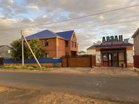 Жеке үй · 6 бөлме · 250 м² · 10 сот., Мунайтпасов 56 — Орталыкта, бағасы: 45 млн 〒 в Атырау, мкр Мирас