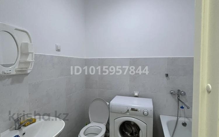 2-комнатная квартира · 60 м² · 2/14 этаж, Мустафы Шокая 229/10 — ул Мустафа Шокая жас отау тулип за 160 000 ₸ в Шымкенте, Каратауский р-н — фото 2