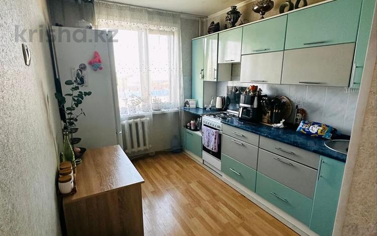 3-комнатная квартира · 65 м² · 9/10 этаж, театральная за 26.5 млн ₸ в Петропавловске — фото 2