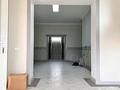 Свободное назначение, офисы, склады, медцентры и аптеки, образование · 960 м² за 2.4 млн ₸ в Шымкенте, Енбекшинский р-н — фото 3