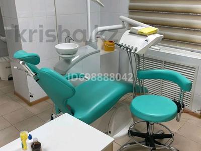 Медцентры и аптеки · 100 м² за 69 млн 〒 в Атырау, мкр Жилгородок