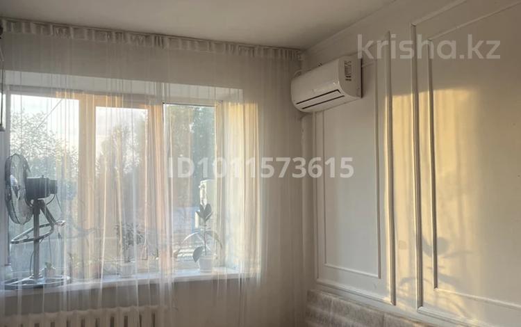 1-бөлмелі пәтер · 14 м² · 5/5 қабат, Абая 18, бағасы: 4.5 млн ₸ в  — фото 2