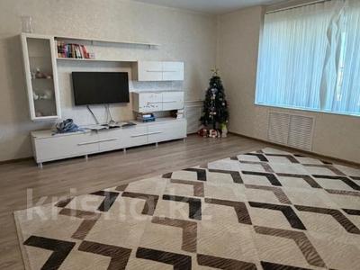 3-бөлмелі пәтер · 88 м² · 8/9 қабат, Кайсенова 12, бағасы: 48.5 млн ₸ в Усть-Каменогорске