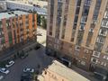2-комнатная квартира · 80 м² · 10/10 этаж, мкр. Алтын орда, Санкибай батыра 40в — Гипер Дина, капитал Плаза за 300 000 ₸ в Актобе — фото 3