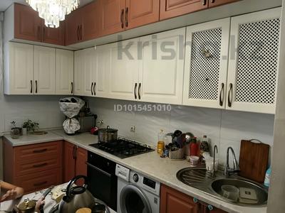 2-комнатная квартира · 60 м² · 1/6 этаж, мкр Самгау 46/7 — Раскалывается петрова за 250 000 ₸ в Алматы, Алатауский р-н